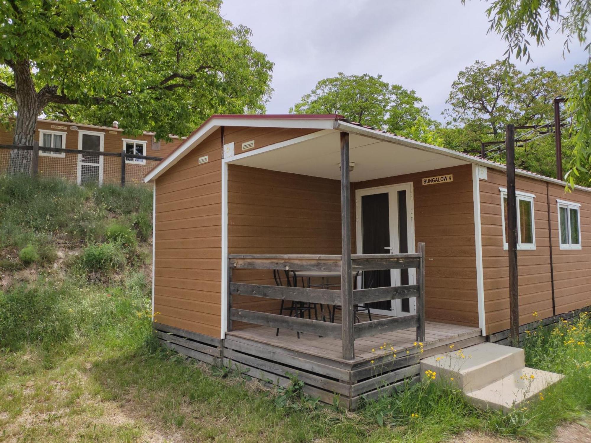 Camping Las Nogueras De Nerpio Exterior photo